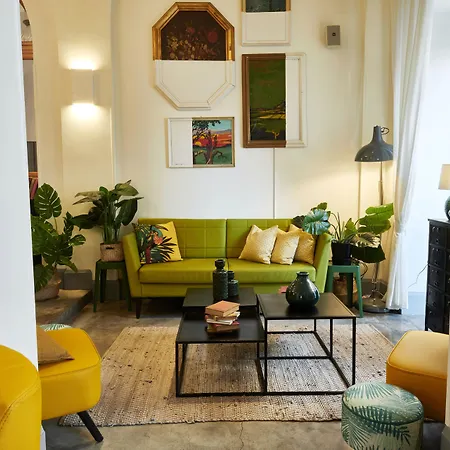 ホステル ジェネレーター *