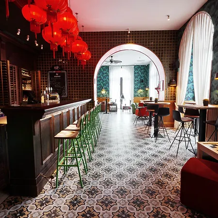 罗马基纳雷特旅舍 旅馆 *