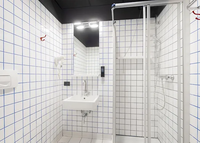 罗马基纳雷特旅舍 旅馆 *