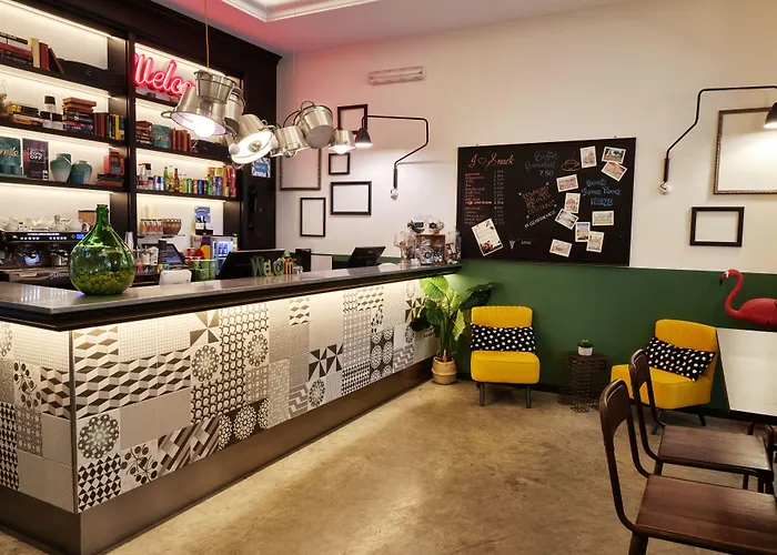 旅馆 罗马基纳雷特旅舍 *