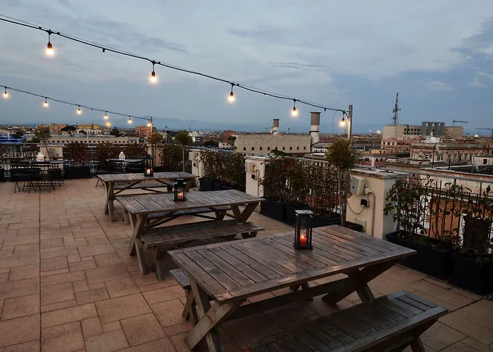 罗马基纳雷特旅舍 *